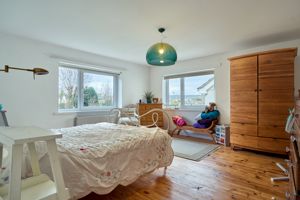 Photo 24- click for photo gallery